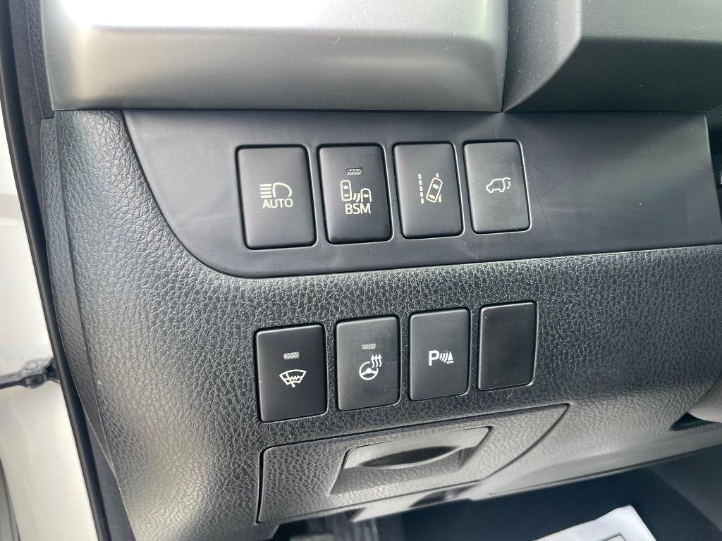 2015 Toyota Highlander - $26,395