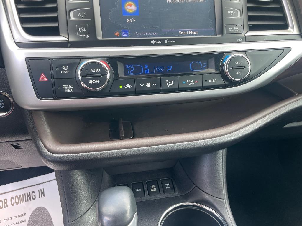 2015 Toyota Highlander - $26,395