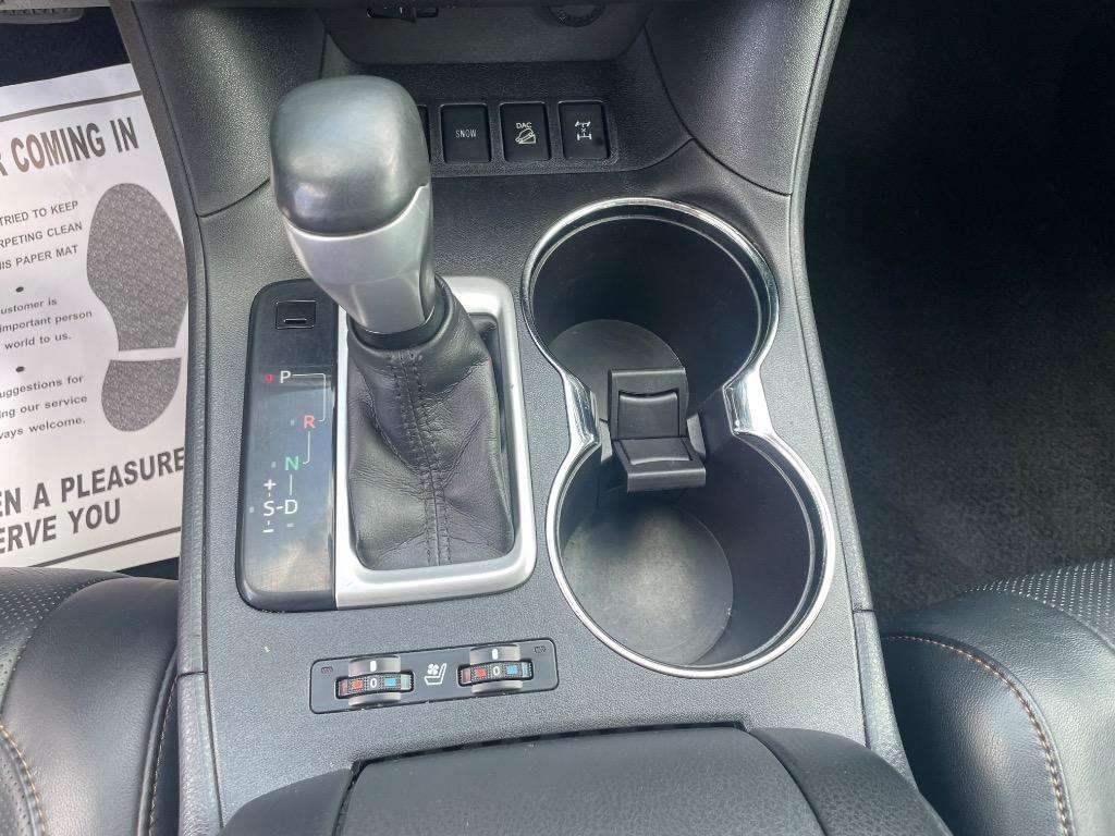 2015 Toyota Highlander - $26,395
