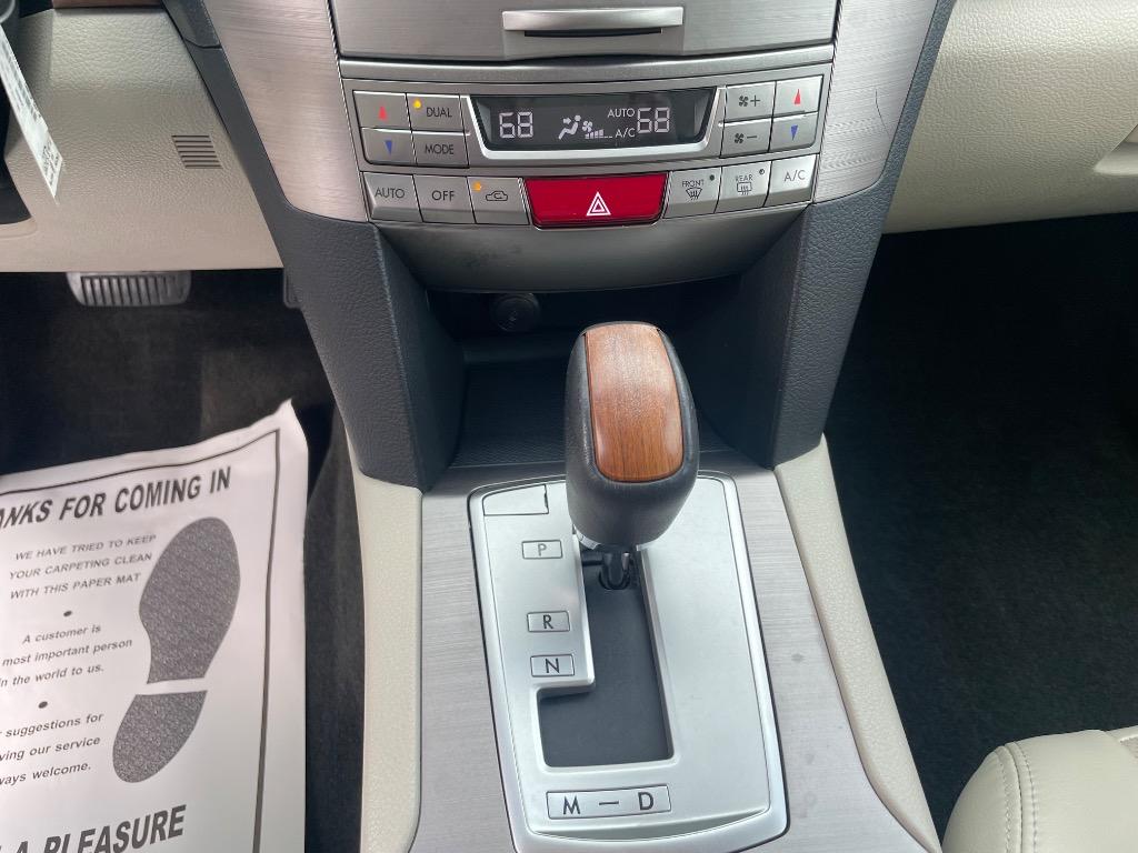 2014 Subaru Outback - $16,495