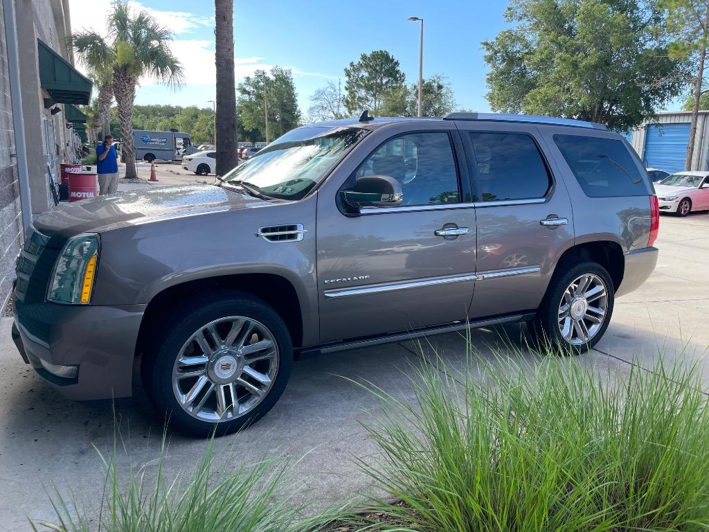 2013 Cadillac Escalade - $19,995