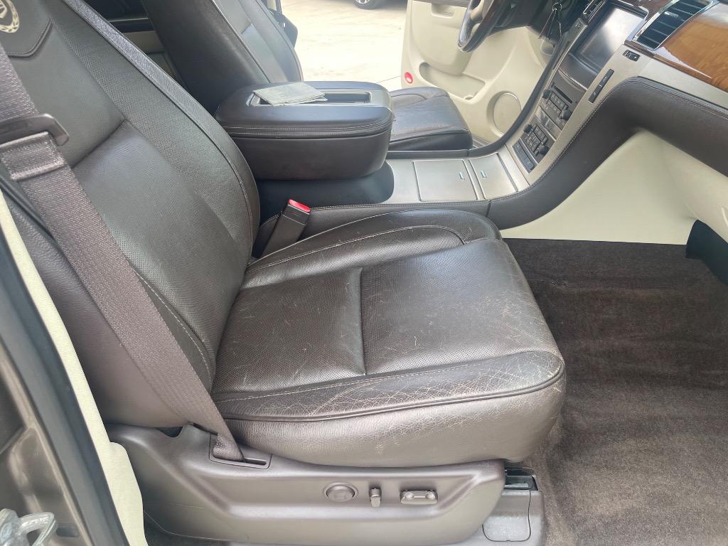 2013 Cadillac Escalade - $19,995