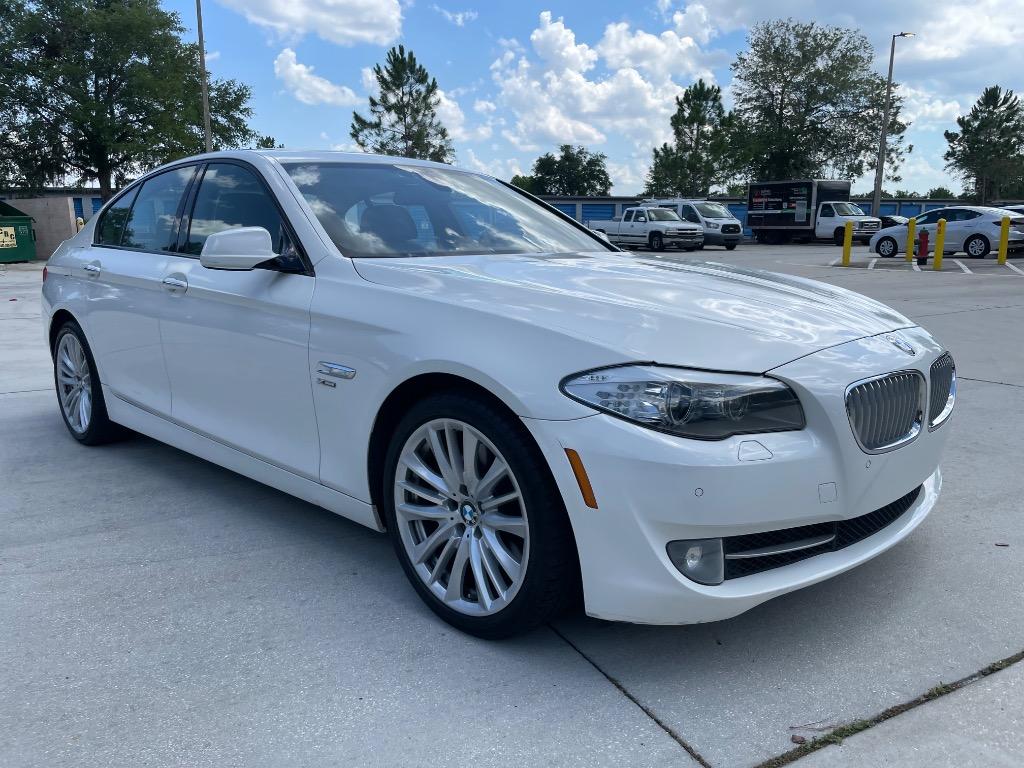 2011 BMW 550i - $9,995