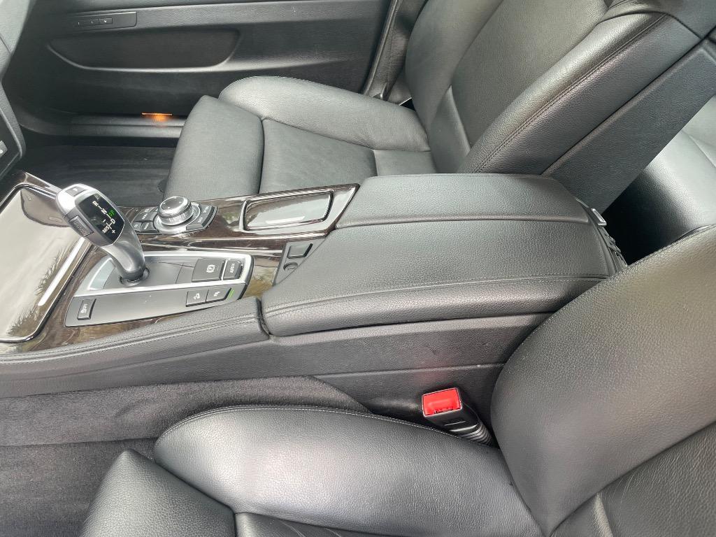 2011 BMW 550i - $9,995