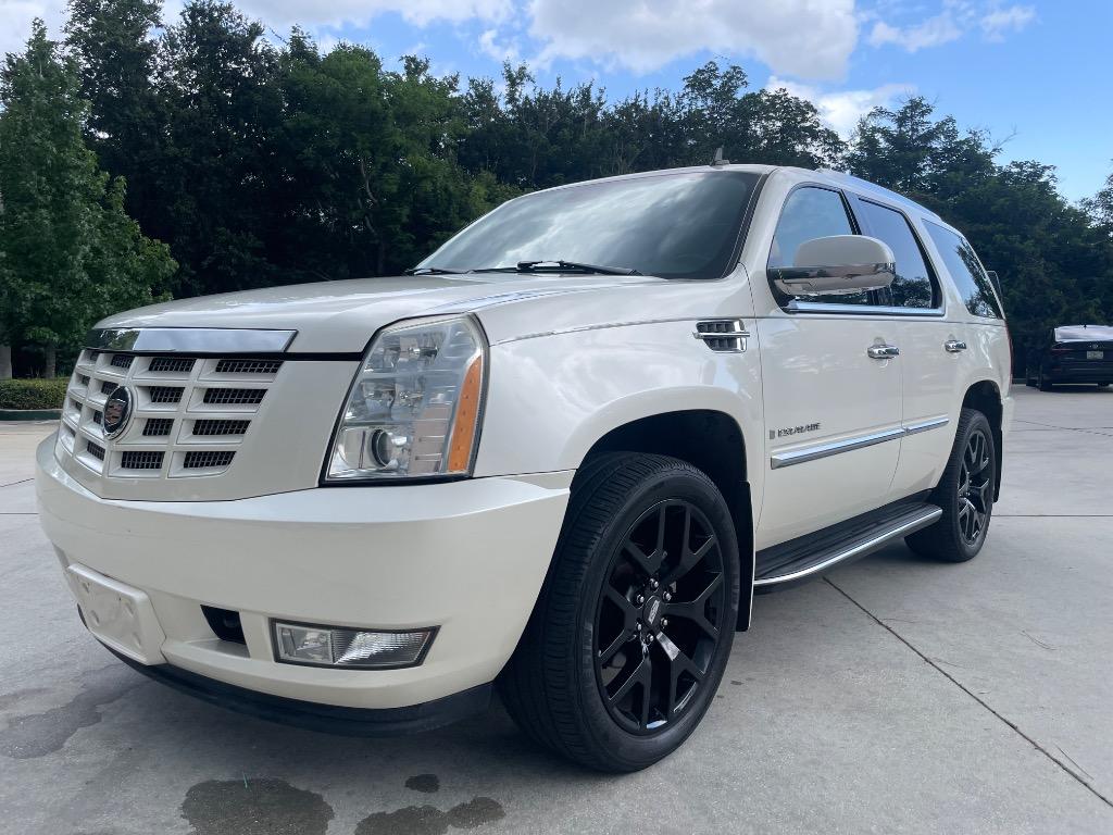 2007 Cadillac Escalade - $16,995