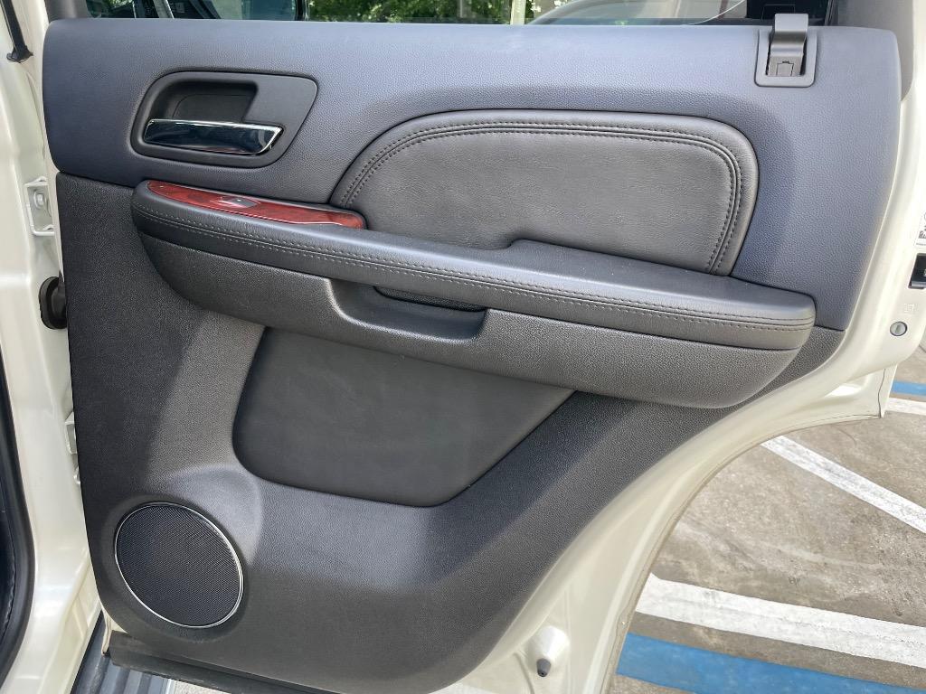 2007 Cadillac Escalade - $16,995