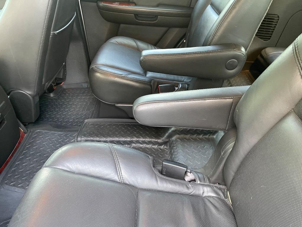 2007 Cadillac Escalade - $16,995