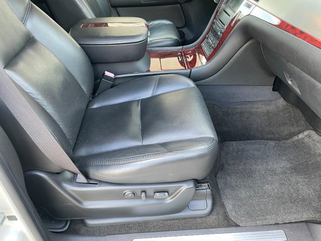 2007 Cadillac Escalade - $16,995