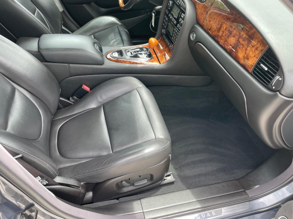 2004 Jaguar XJ - $11,595
