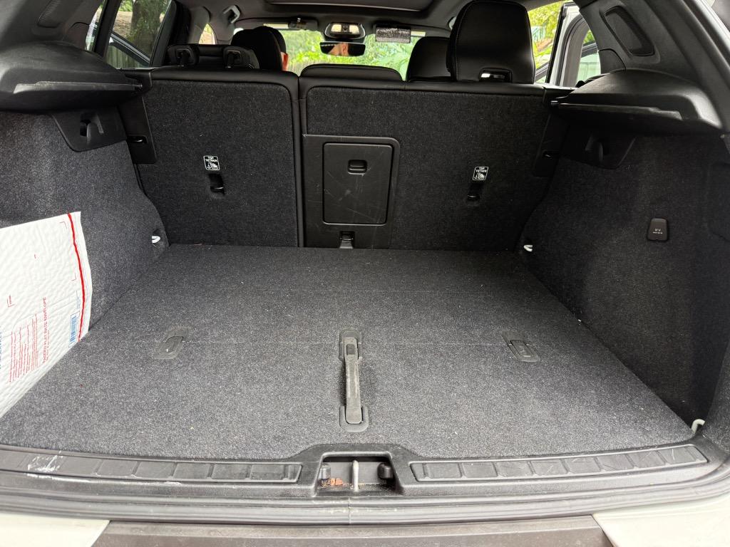 2022 Volvo XC40 - $26,800