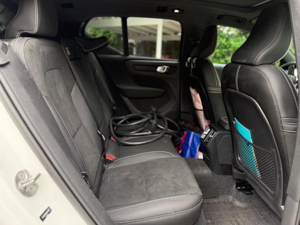 2022 Volvo XC40 - $26,800