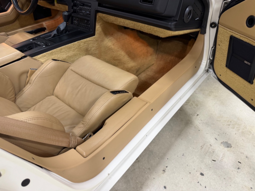 1987 Chevrolet Corvette - $29,995