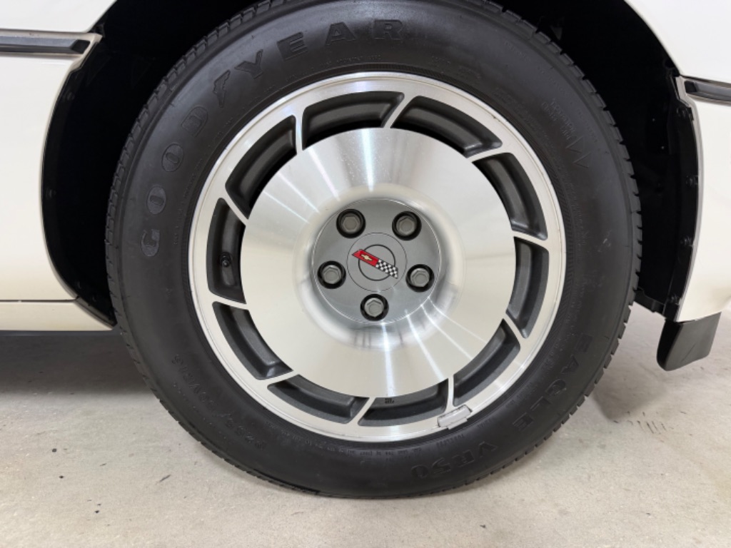 1987 Chevrolet Corvette - $29,995
