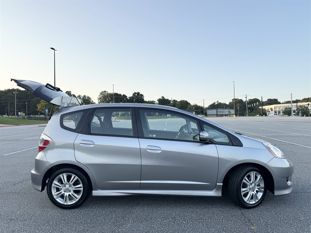 2009 Honda Fit - $10,495
