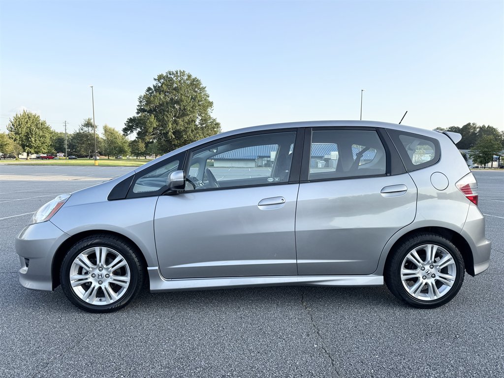 2009 Honda Fit - $10,495