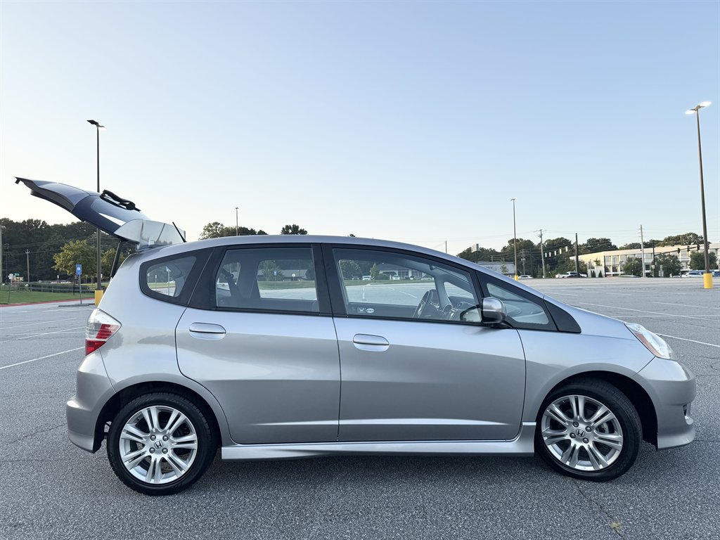 2009 Honda Fit - $10,495