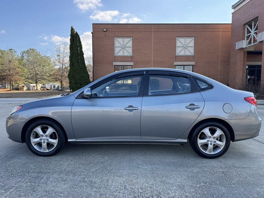 2010 Hyundai Elantra GLS photo