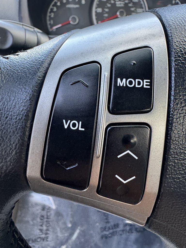 2010 Hyundai Elantra GLS photo