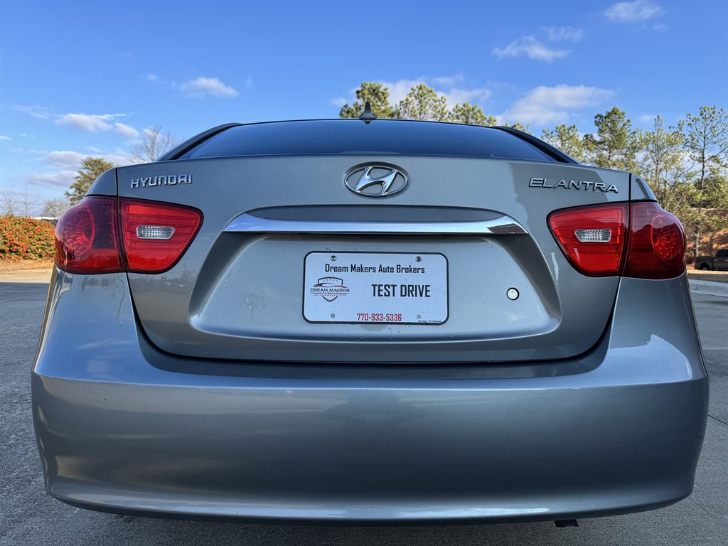 2010 Hyundai Elantra GLS photo