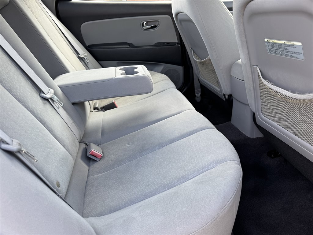 2010 Hyundai Elantra GLS photo
