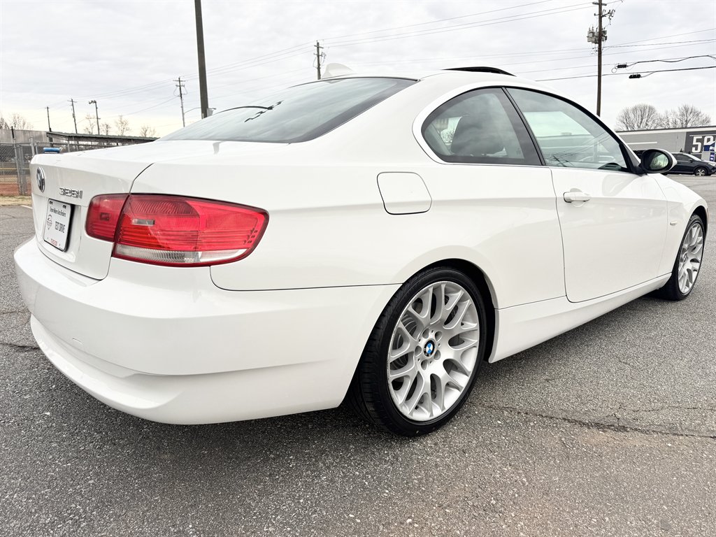 2008 BMW 3-Series 328i photo