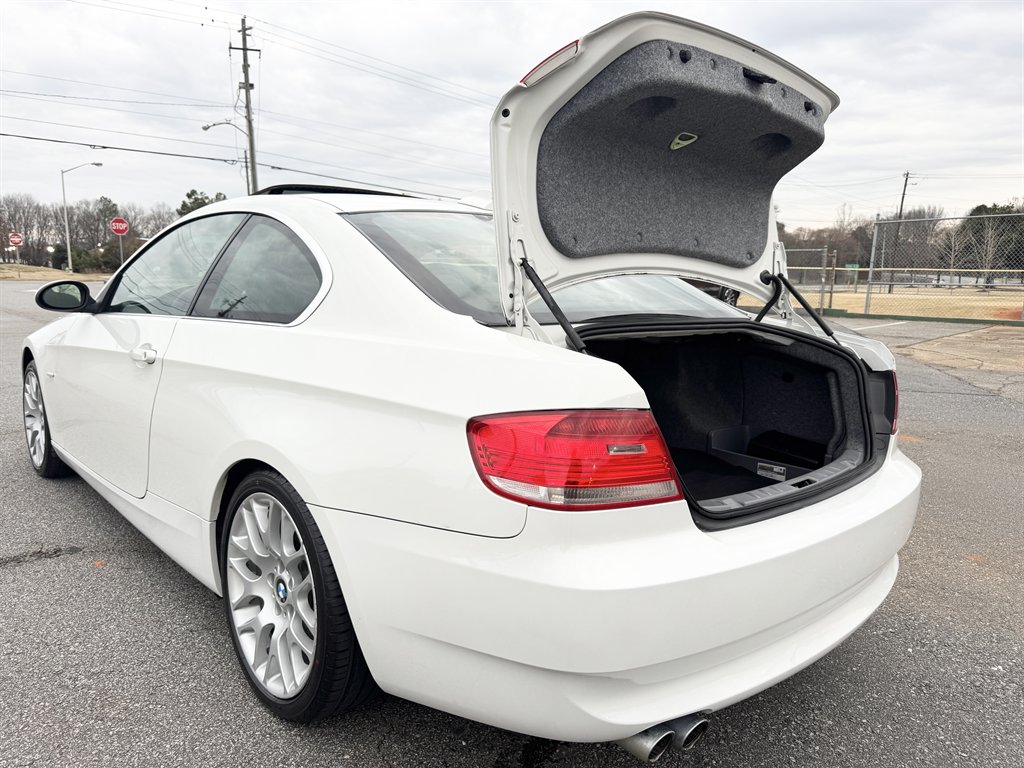 2008 BMW 3-Series 328i photo