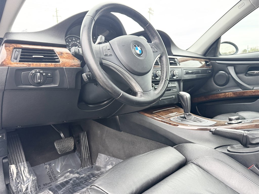 2008 BMW 3-Series 328i photo