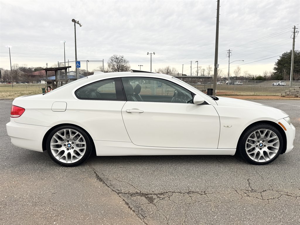 2008 BMW 3-Series 328i photo