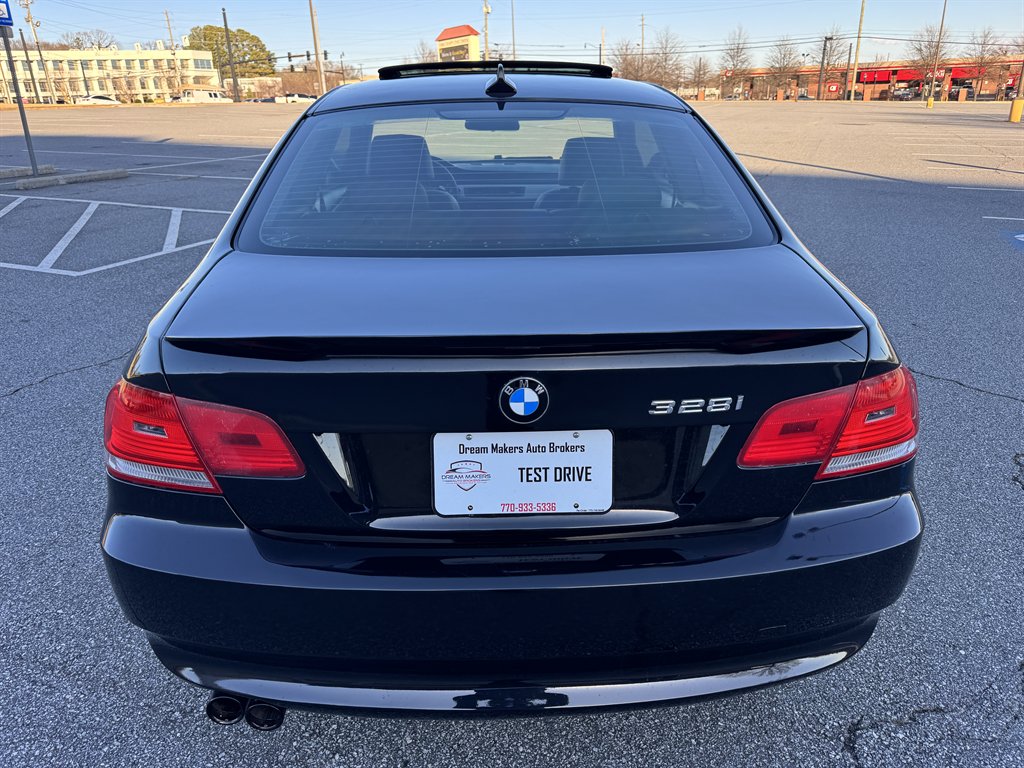 2009 BMW 3-Series 328i photo