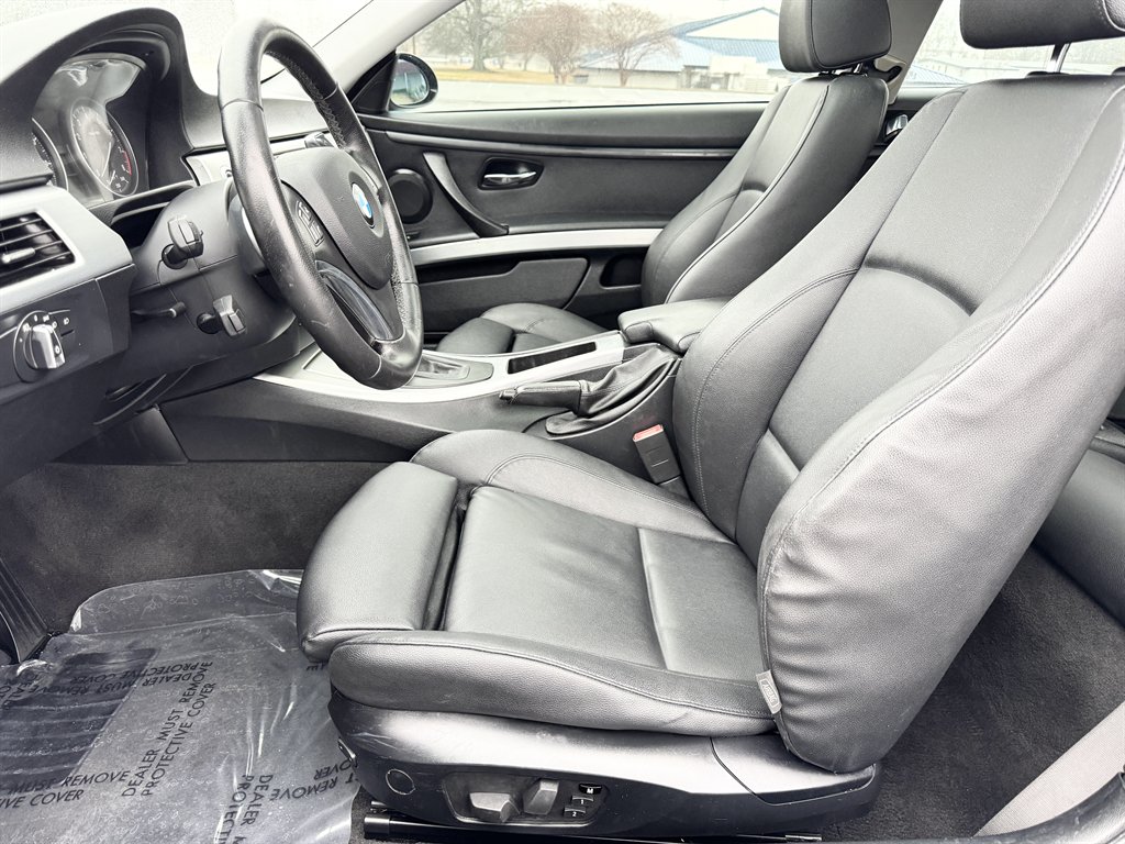 2009 BMW 3-Series 328i photo