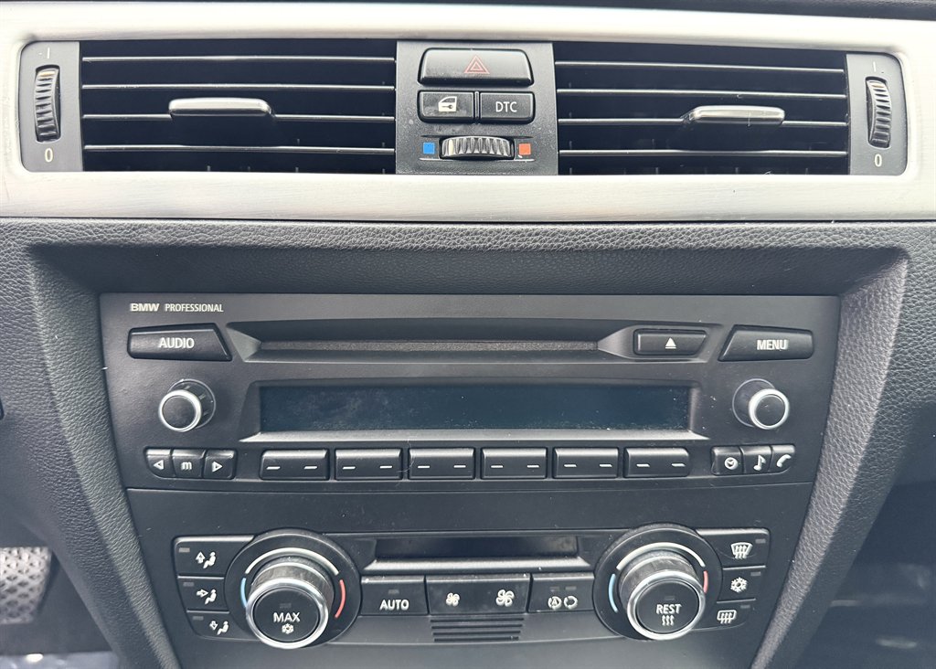 2009 BMW 3-Series 328i photo