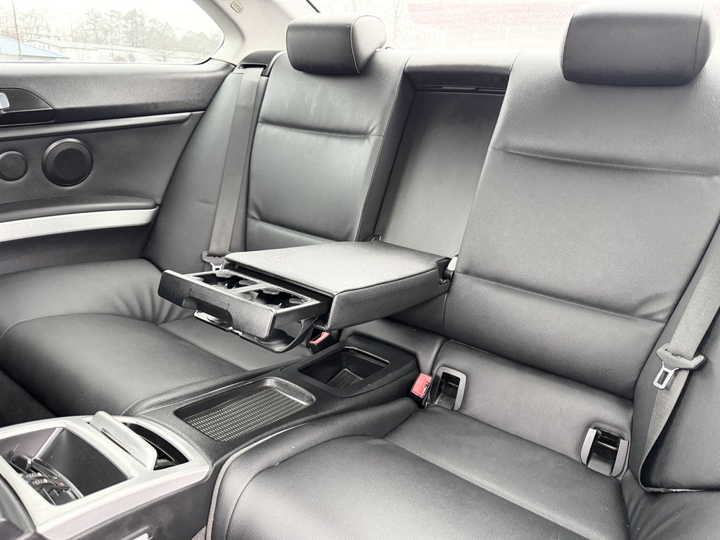 2009 BMW 3-Series 328i photo