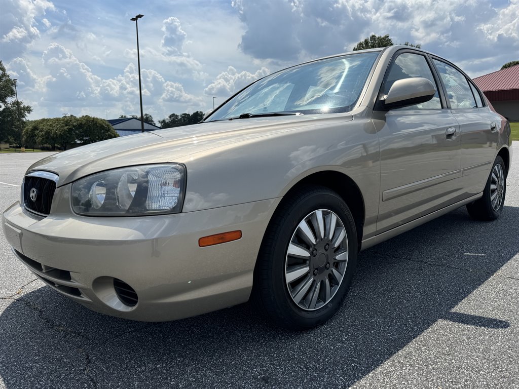 2001 Hyundai Elantra GLS photo