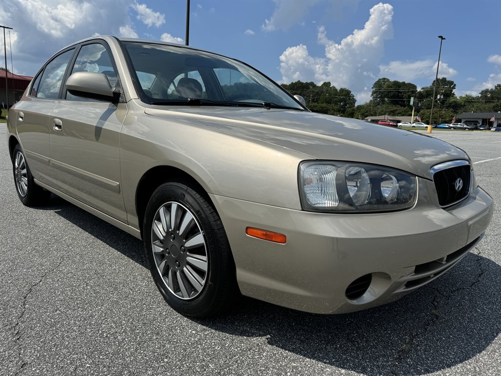 2001 Hyundai Elantra GLS photo