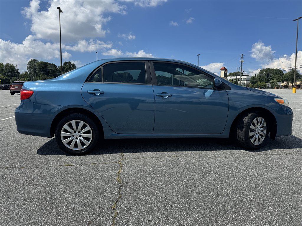2013 Toyota Corolla - $12,995