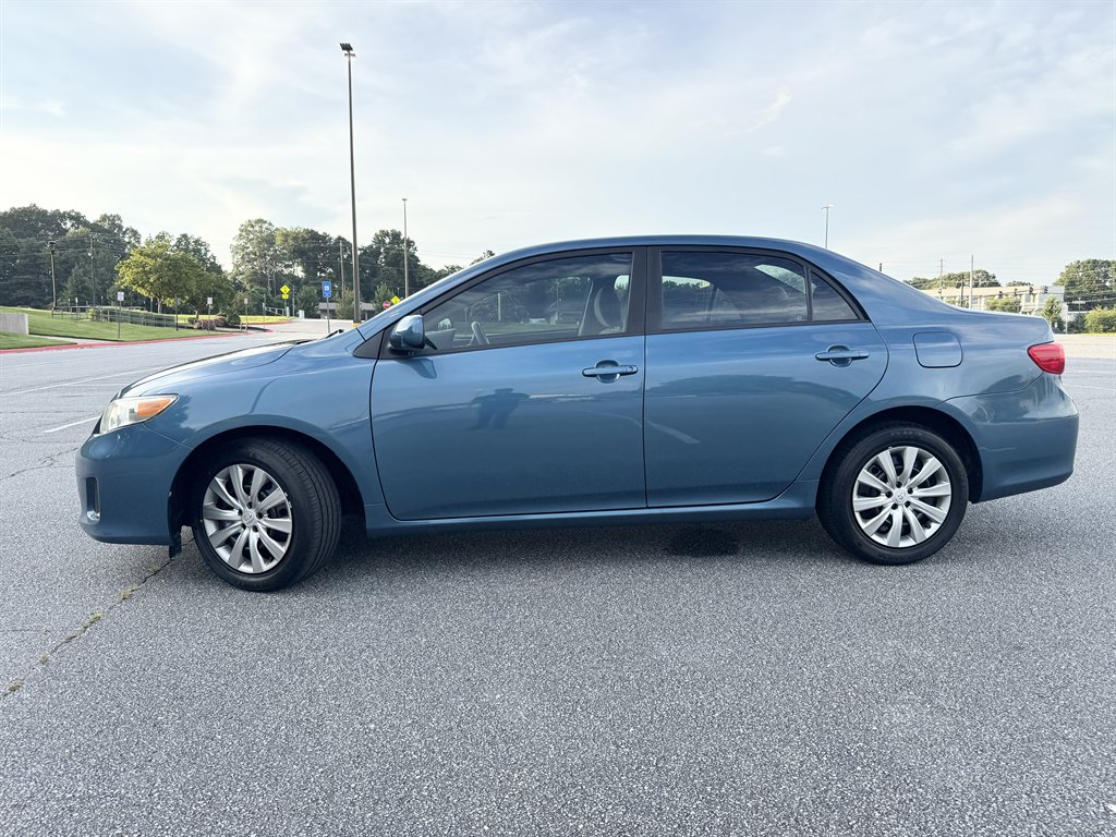 2013 Toyota Corolla - $12,995