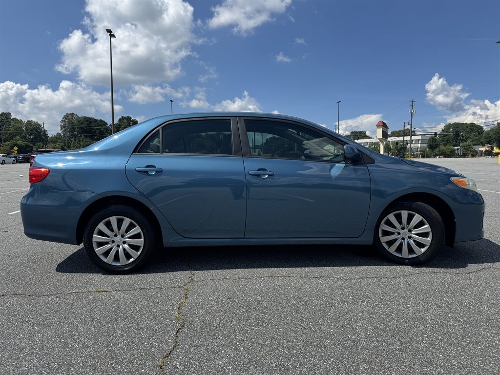 2013 Toyota Corolla - $12,995