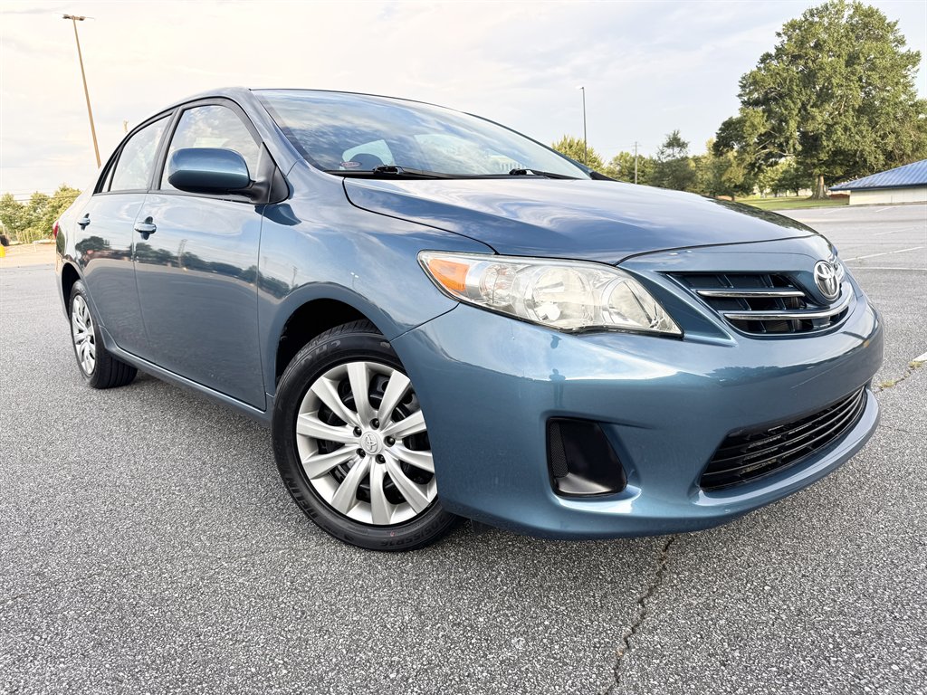 2013 Toyota Corolla - $12,995