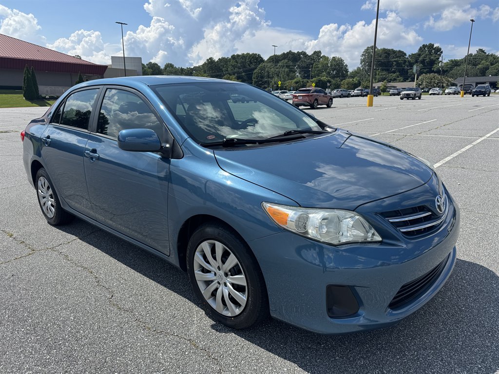 2013 Toyota Corolla - $12,995