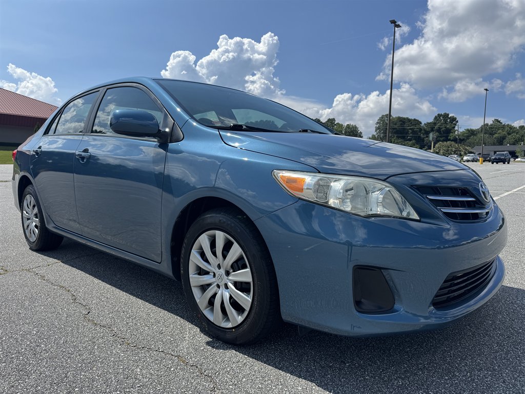 2013 Toyota Corolla - $12,995