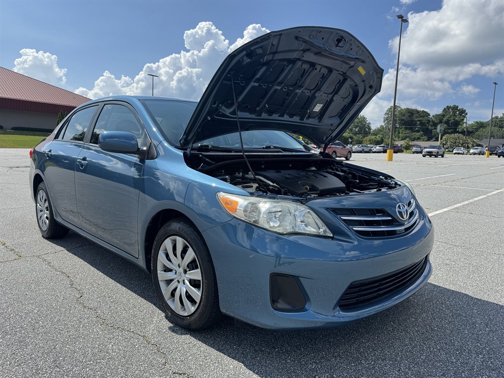 2013 Toyota Corolla - $12,995