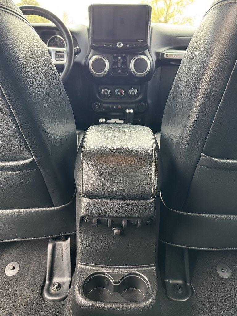 2015 Jeep Wrangler Unlimited Freedom ED photo