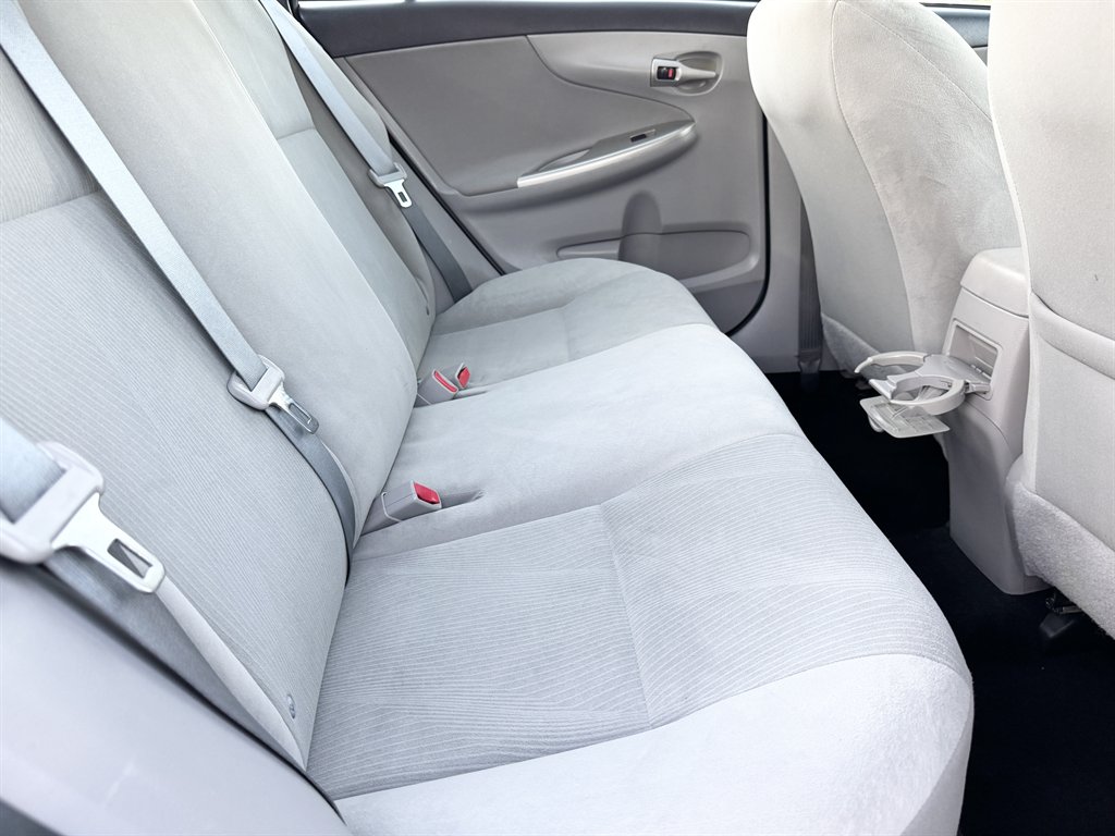 2013 Toyota Corolla - $13,495