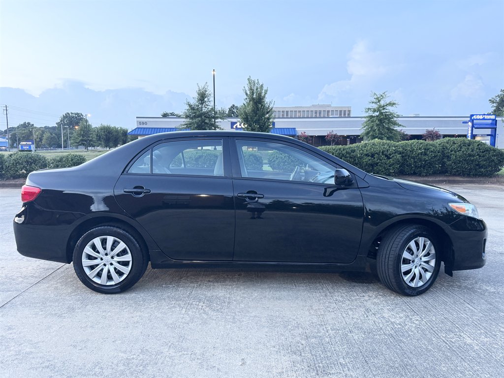 2013 Toyota Corolla - $13,495