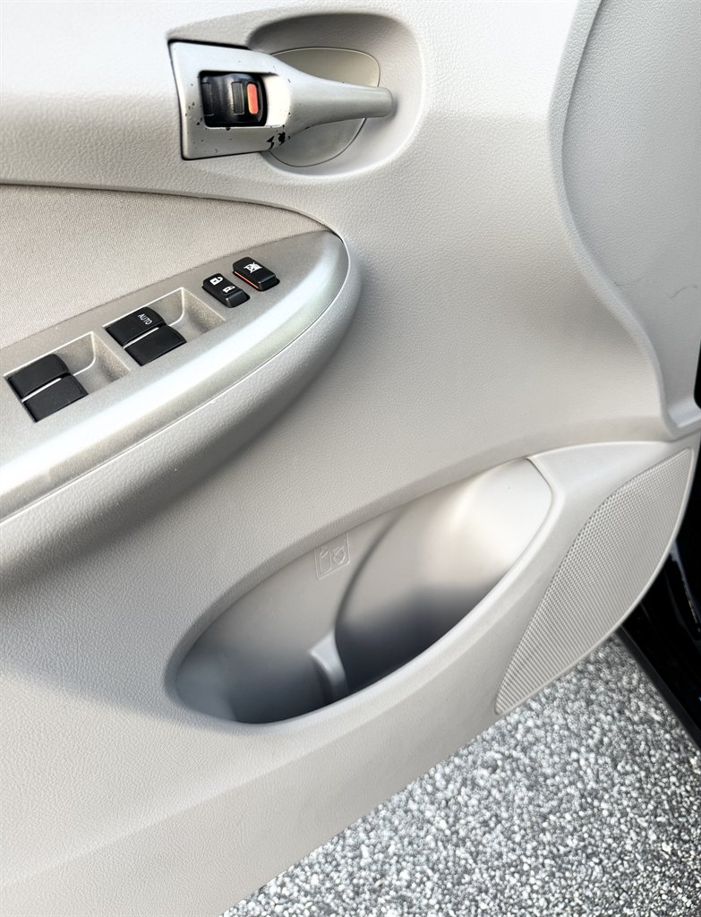 2013 Toyota Corolla - $13,495