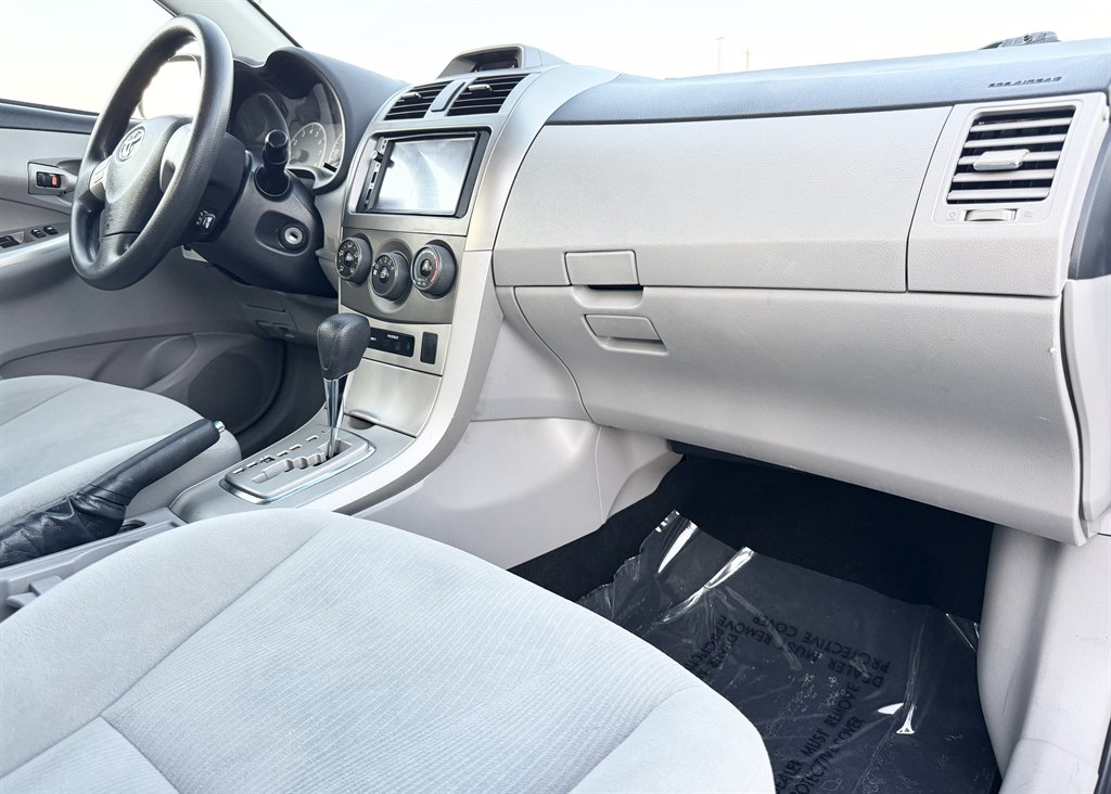2013 Toyota Corolla - $13,495