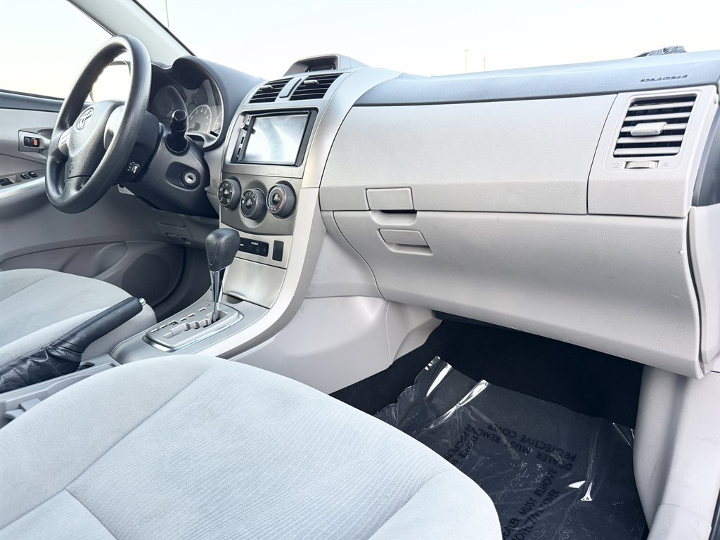 2013 Toyota Corolla - $13,495