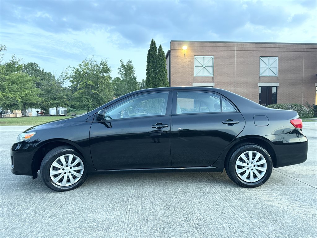 2013 Toyota Corolla - $13,495