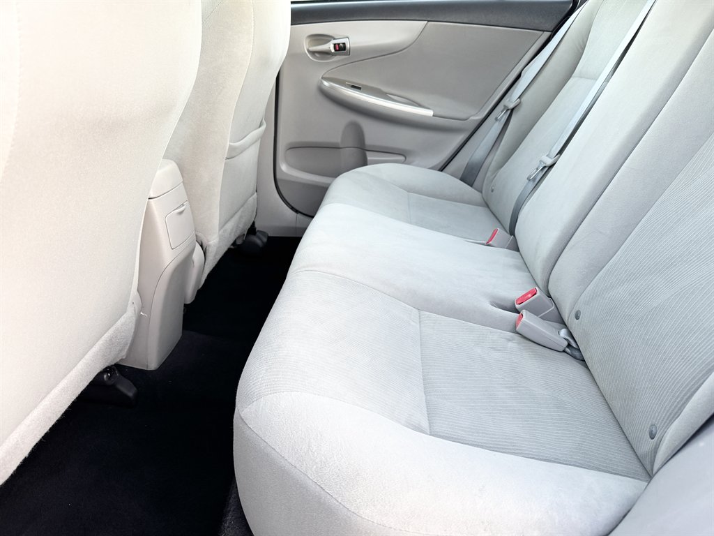 2013 Toyota Corolla - $13,495