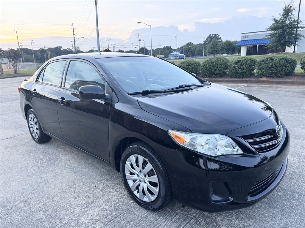 2013 Toyota Corolla - $13,495